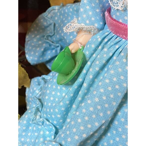 Cute Vintage Madame Alexander Little Miss Muffet Doll 8” No box/tags #452 1970s - Picture 5 of 7